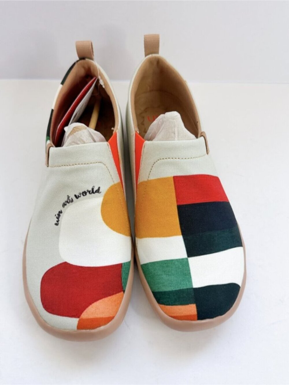Size 8 UIN Hold That Color Slip-On Shoes Women’s Abstract Art Canvas Flats
